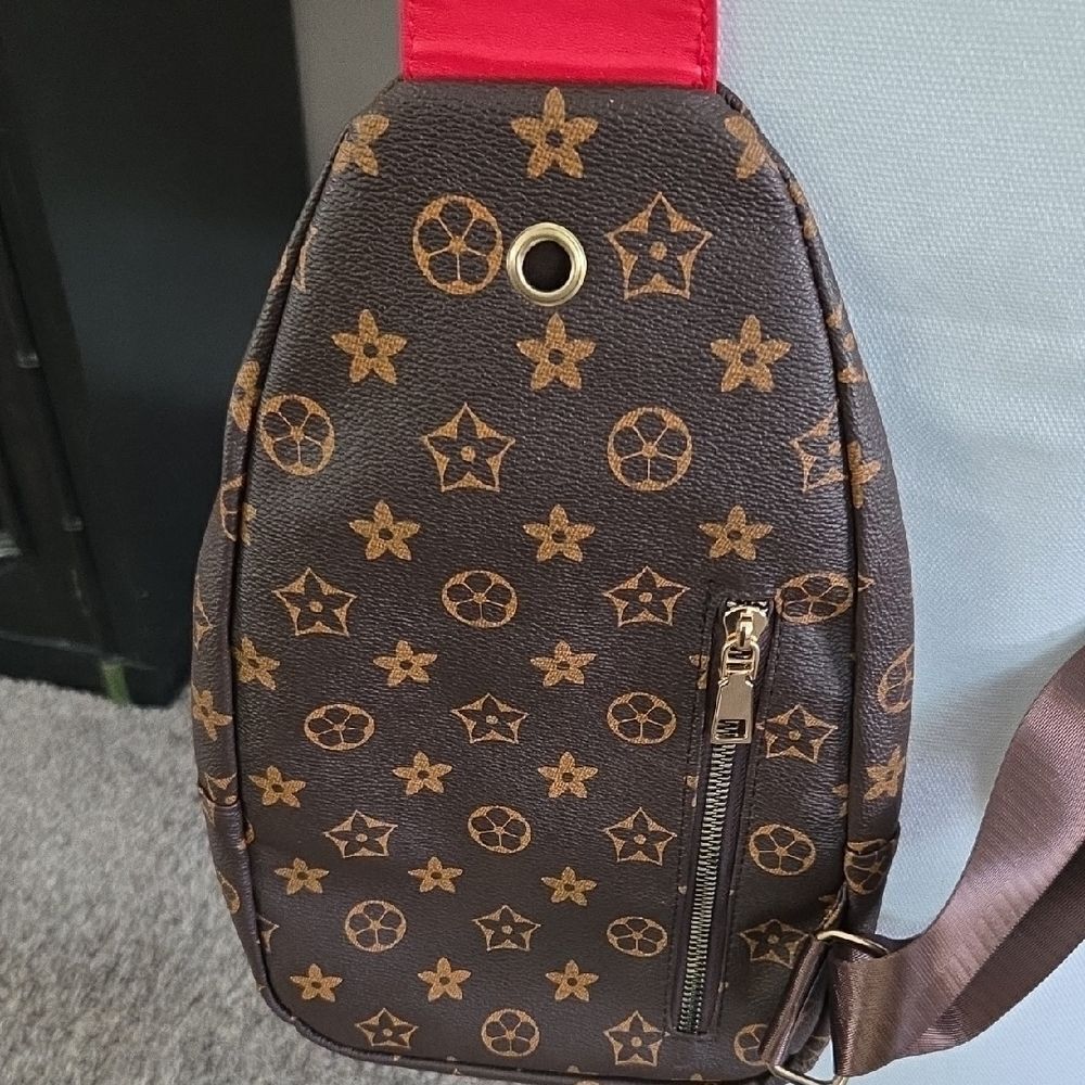 Single Strap Backpack - Picture 3 of 6